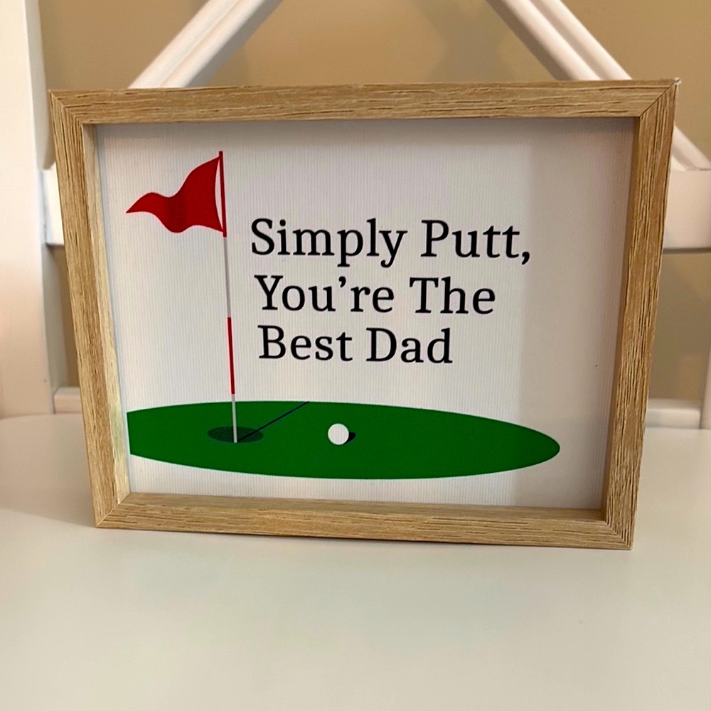 Golf-Themed Dad Wall Decor